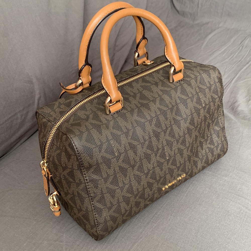 ❤️ Michael Kors Kirby Handbag/Satchel